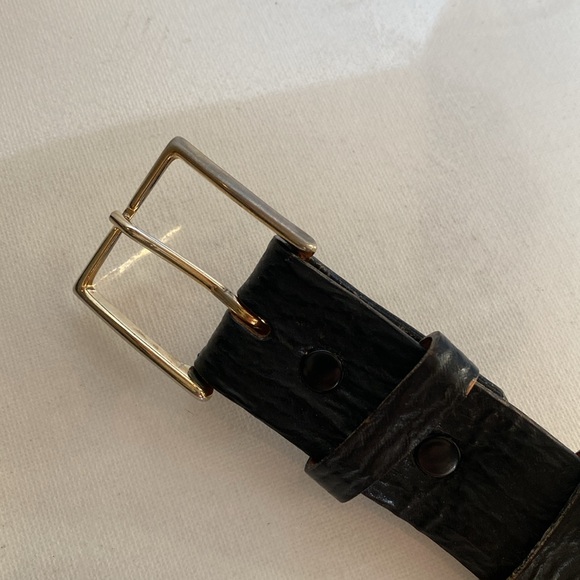 Black Sharkskin belt with gold tone removable buckle - Picture 6 of 13